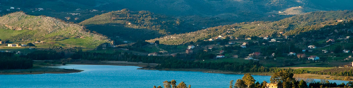 E-bike Private Tour from Palermo to Monreale and Piana of Albanesi (cannoli tasting)